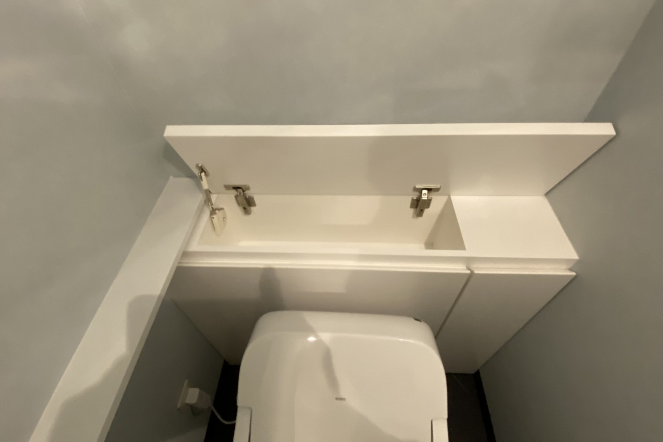 大津市Ｎ様邸のトイレ後ろの収納